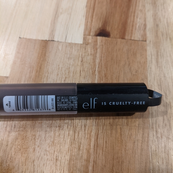 E.l.f liquid matte lipstick color vampy violet - Picture 3 of 4
